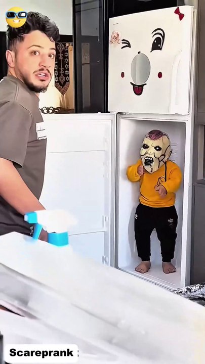 #pranks #scared #jumpy #fun #funny #eprank #prank #funnyvideos #bushman #jumpscare #fail  #scarecam_8