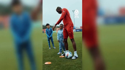 Davinson Sanchez'in oğlu Salvador, Osimhen'le karşı: Amansız mücadele!