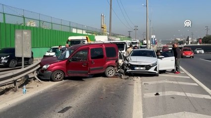 Kocaeli'de zincirleme kaza gerçekleşti: 3 kişi yaralı