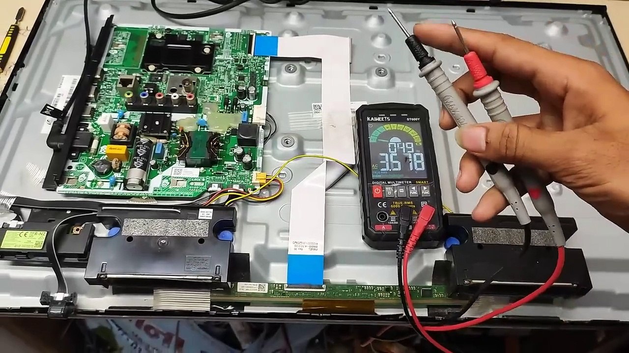Blue_Screen_No_Picture_Led_tv_Repair___Samsung_Smart_led_tv_repair_No_Graphics(0)