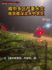 槟城凌晨暴雨引发严重水灾，居民膝盖深泥水中求生🚱