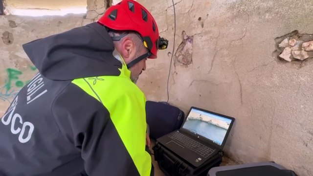 Fratelli dispersi in mare: le immagini delle ricerche in corso