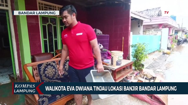 Walikota Eva Dwiana Tinjau Lokasi Banjir Bandar Lampung