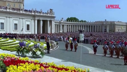 L'ultima giornata di Francesco: l'incontro con Vance, la benedizione Urbi et Orbi e poi in papamobile tra i fedeli