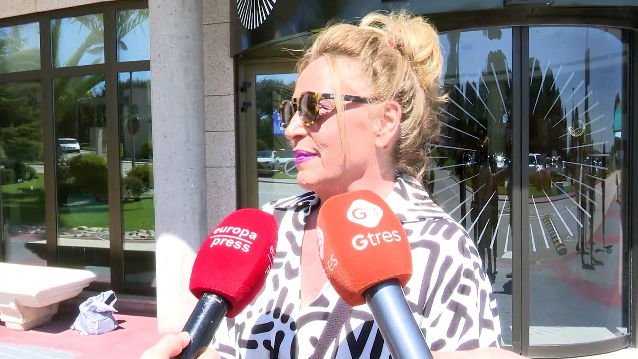El mensaje de texto de Terelu Campos a Lydia Lozano tras la muerte de su madre