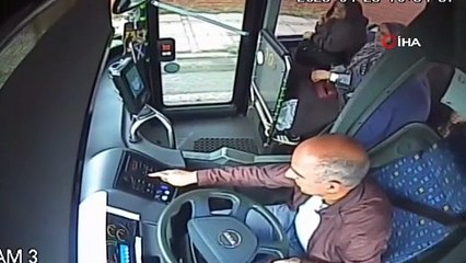 Yola çıkan ineği uzaklaştırmak isterken neye uğradığını şaşırdı