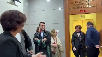 Gazeteci Özlem Gürses'e 1 yıl 3 ay hapis cezası