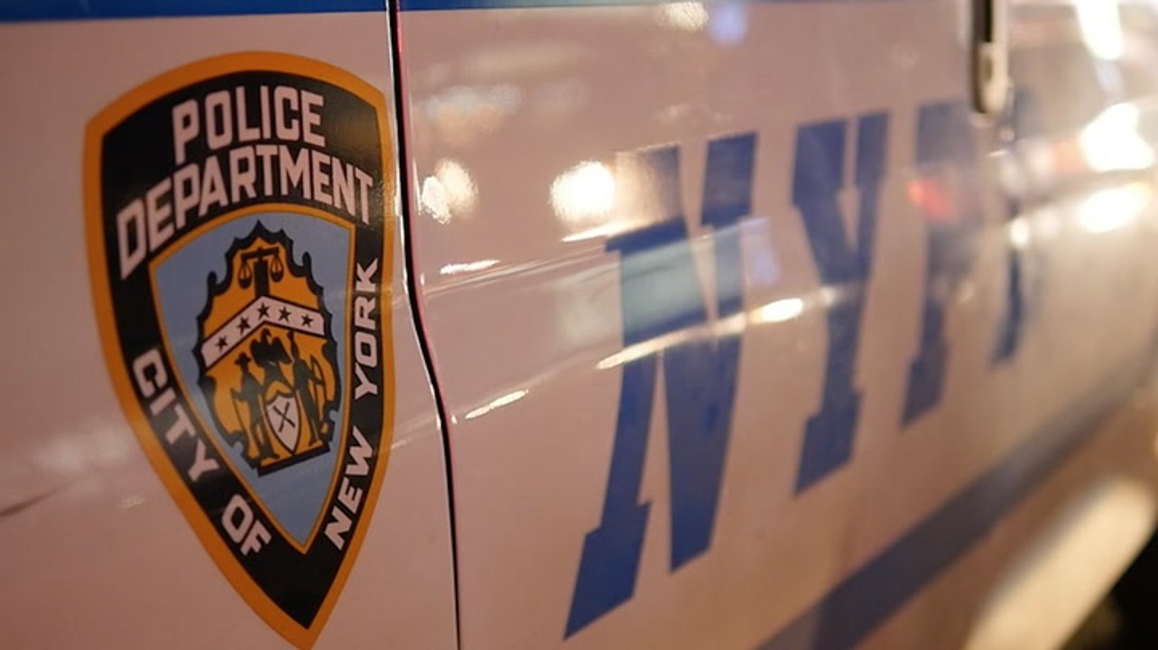 4-Year-Old Girl Trapped Alone in Apartment with Mom and Brother’s Bodies for at Least 2 Weeks