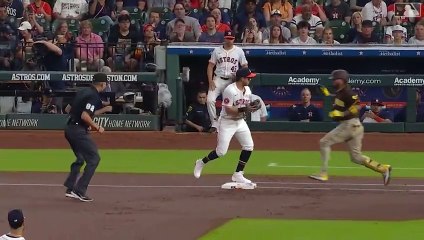 Luis Arráez sufre fuerte colisión contra Mauricio Dubón