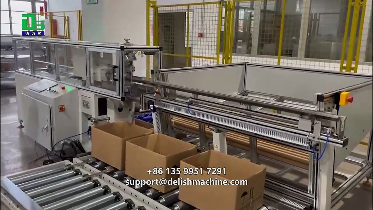 Paper tube cutter, equipment for cutting plastic tubes or paper tubes.