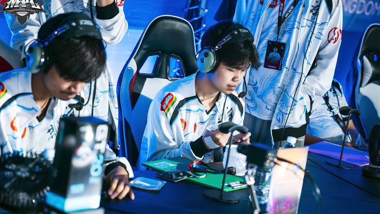 CFU Gaming , Pro Esports និង Galaxy Legend កក់កៅអីវគ្គ Play-Off ត្រឹមសប្តាហ៍ទី៤ MPL KH រដូវកាលទី៨