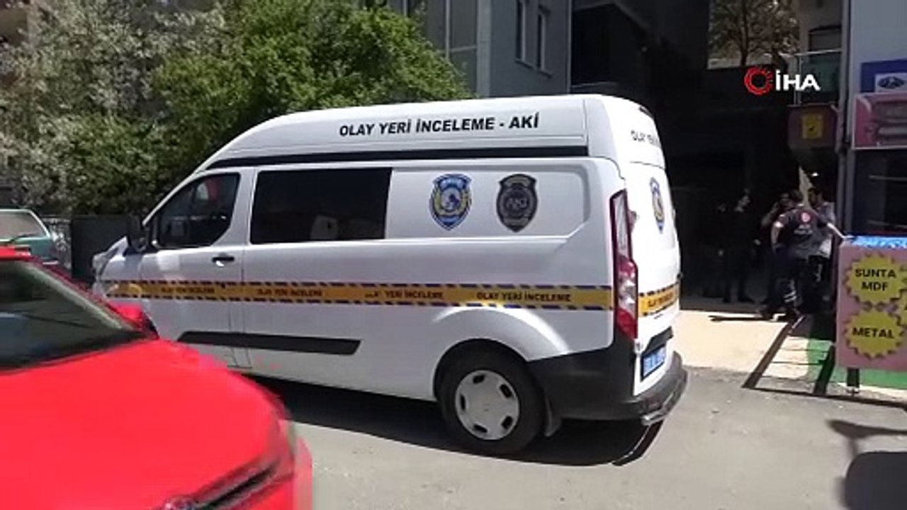 Hamile eşini öldürüp, günlerce cesetle birlikte yaşayan şüpheli çocuğuyla gezerken yakalandı!