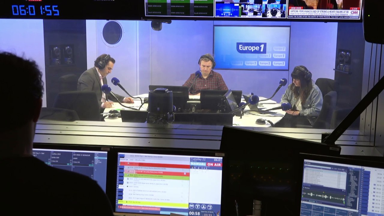 Mort du pape François : place Saint-Pierre, des milliers de fidèles réunis pour rendre un premier hommage au souverain pontife