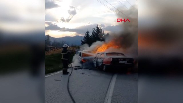 İki otomobilin kafa kafaya çarpıştığı kazada 1 ölü, 4 yaralı