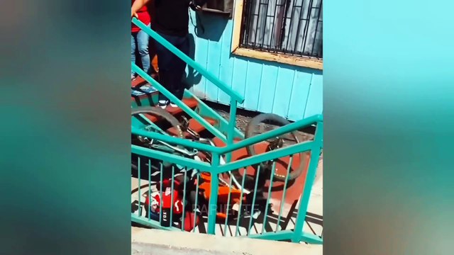 Humor chileno, fails chilenos, risas, caídas, solo pasa en Chile- Pariente #21