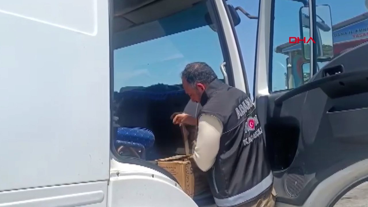 TIR’larda 200 gümrük kaçağı cep telefonu ele geçirildi