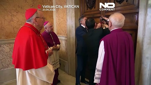 Video Il Palazzo Apostolico sigillato dopo la morte di Papa Francesco