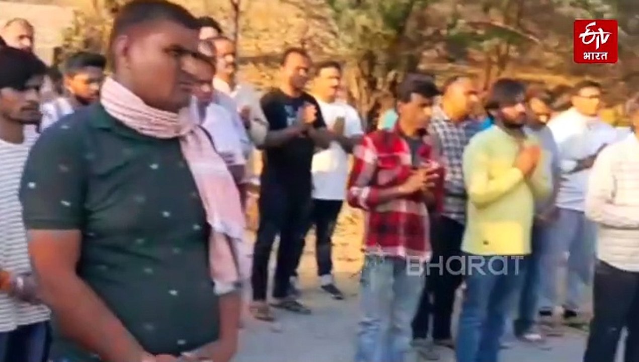 महिला पंडित सरला गुप्ता जो शादी कराती हैं, क्रि...
