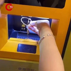 Dünya’nın ilk 'akıllı altın ATM’si' hizmete girdi
