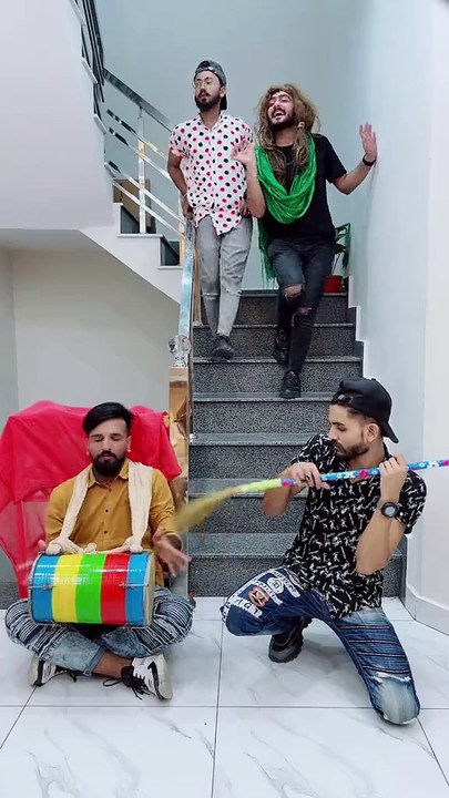 Kuch thanda pelo😂😂