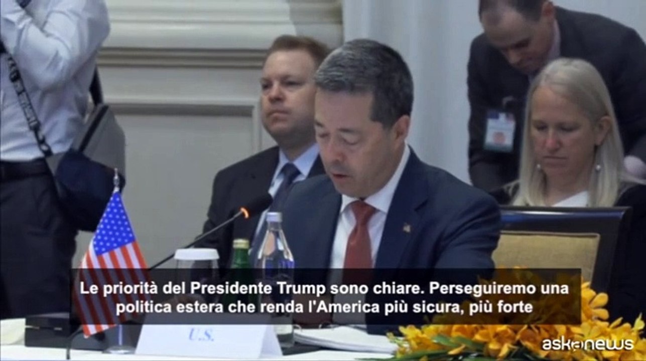 L'inviato di Trump difende i dazi al vertice ASEAN-USA in Cambogia