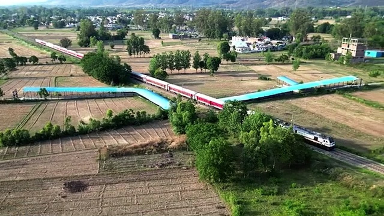 हावड़ा कालका मेल – भारत की सबसे पुरानी ट्रेन की ऐतिहासिक यात्रा |