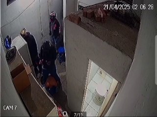 Bandidos armados roubam posto de combustível, no Janga