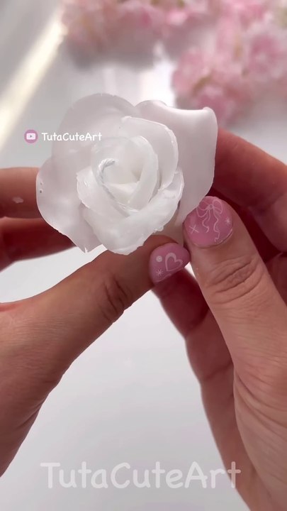 Diy beautiful candle 🕯️🌸