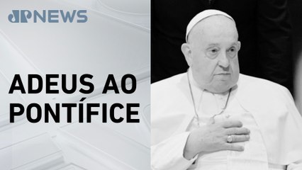 Cariocas lamentam a morte do papa Francisco