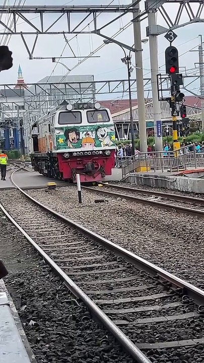 Permisi dulu yaa