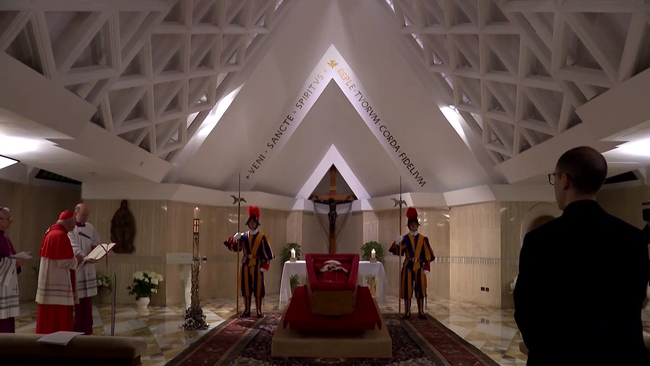 Pope Francis' body lies in rest at Vatican chapel as Catholics across world mourn