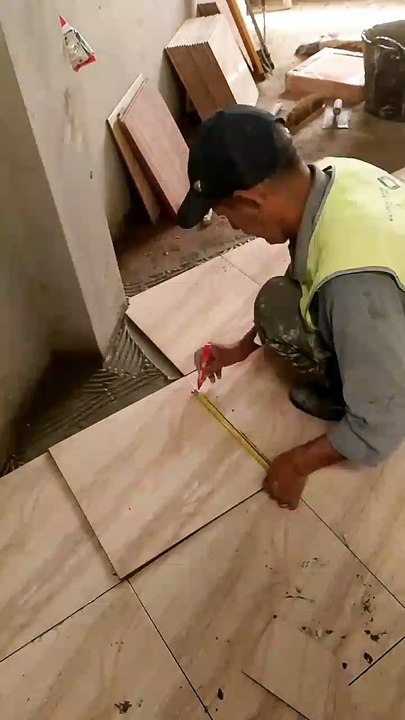 With just simple tools! Cut ceramic tiles professionally. #tiles #ceramic