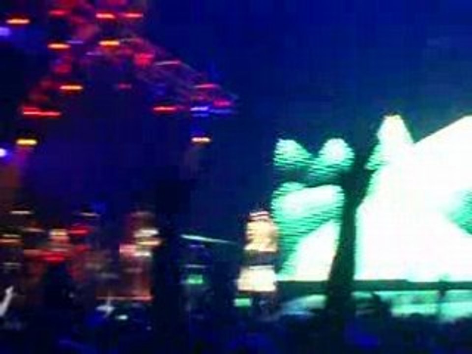 KYLIE MINOGUE X TOUR LOVE AT FIRST SIGHT