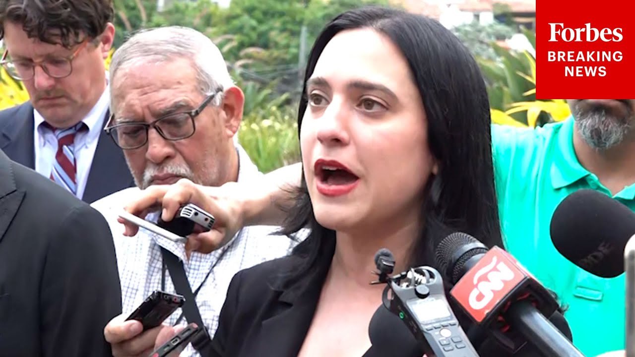 'Mr. Garcia Was Abducted': Yassamin Ansari Demands Return Of Kilmar Abrego Garcia To The U.S.