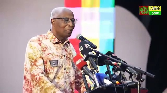 Le PM Bah Oury aux enseignants Vous avez pris l'initiative d'organiser cette journée de reconnaissance à l'endroit du Président de la République. Si vous ne l'aviez pas fait, on aurait eu un sentiment d'ingratitude.