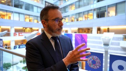 FMI prevê crescimento de 2,8% da economia global, pressionada pelas tarifas de Trump