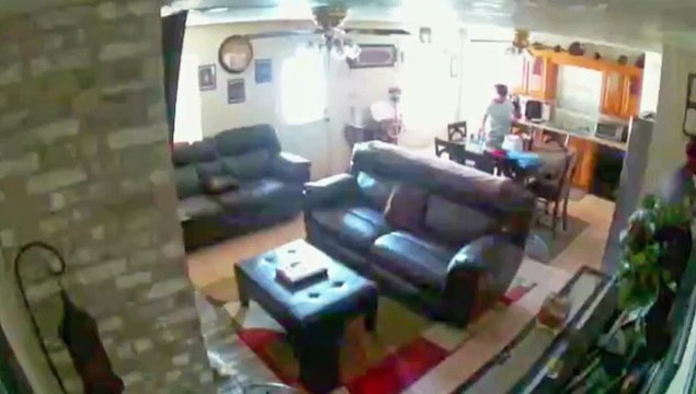 Killers Caught On Camera S02E10