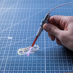 How to make welding at home from a regular battery🔋💥