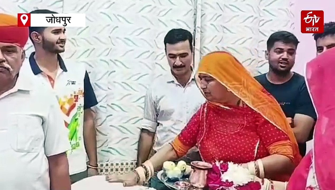 24 साल की उम्र में बने आईएएस, मिली 20वीं रैंक,...