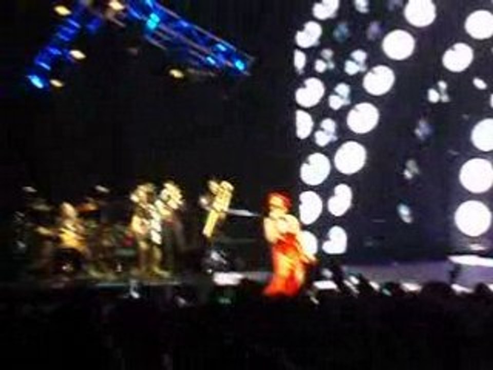 KYLIE MINOGUE X TOUR 2 HEARTS