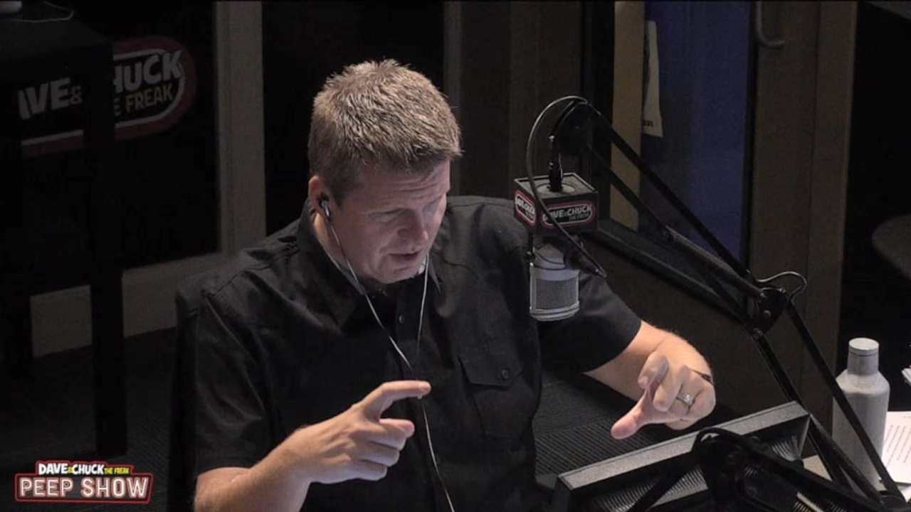 Peep Show: Suck on Them Toes Daddy