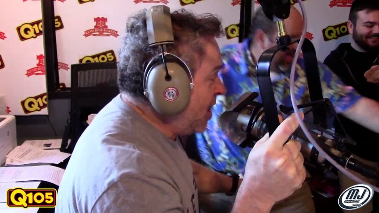 MJTV: It's The Super Bowl Egg Test! Who Will Wi...