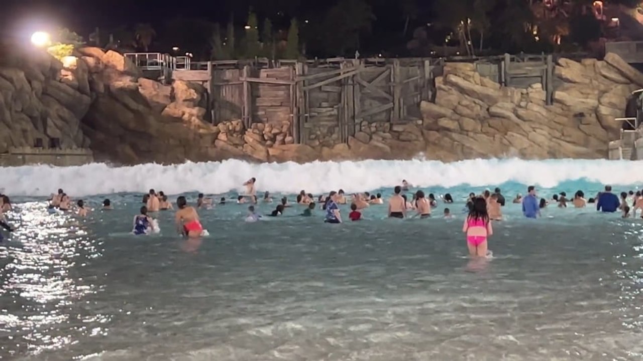 H20Glow At Typhoon Lagoon