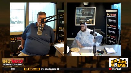 Week 2-Lions loss Food Toss