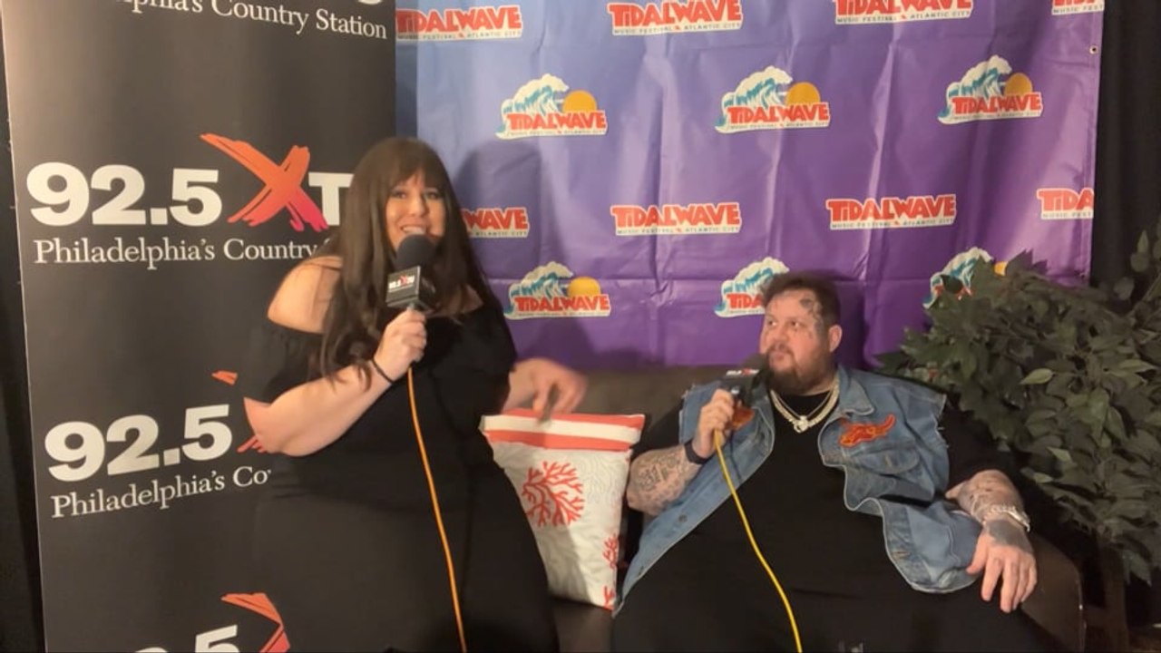 Jelly Roll Backstage with Nicole at TidalWave Music Festival 2023