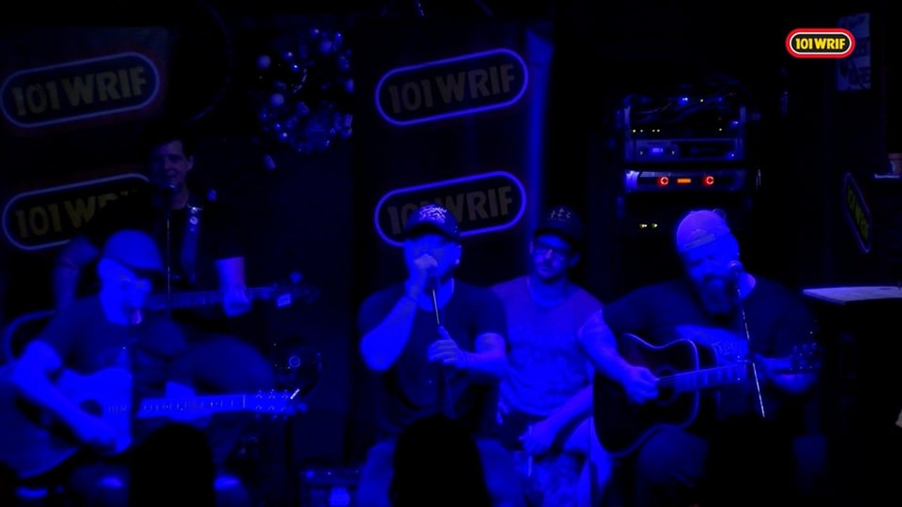 Riff Sessions: Saving Abel - "Addicted" (acoustic)