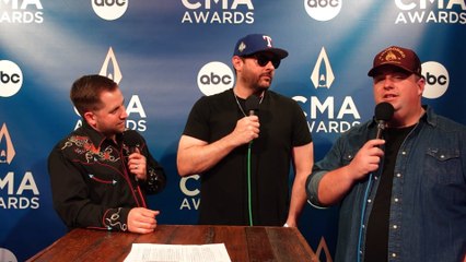 Chris Young Talks Smack To Eagles Fans