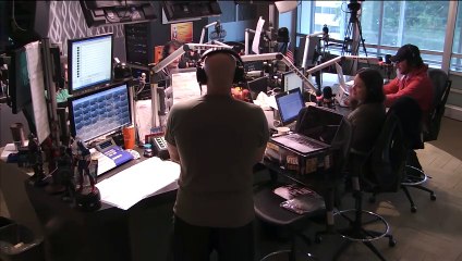 Tony Bennett loves movies and Bella Thorne