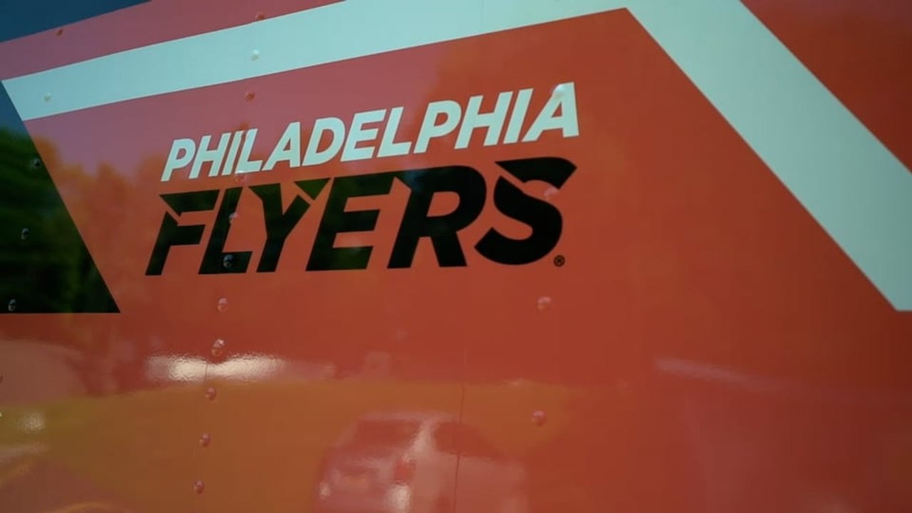 Flyers Community Caravan Comes to Glenside Flye...