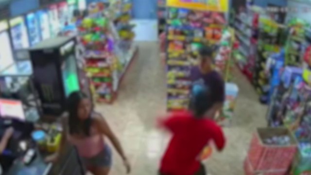 tn7-Video: Agreden brutalmente a hombre que compraba en licorera de Puntarenas -220425